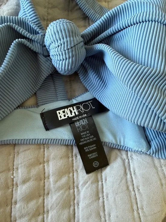 Beach Riot Bikini - Picture 3 of 9